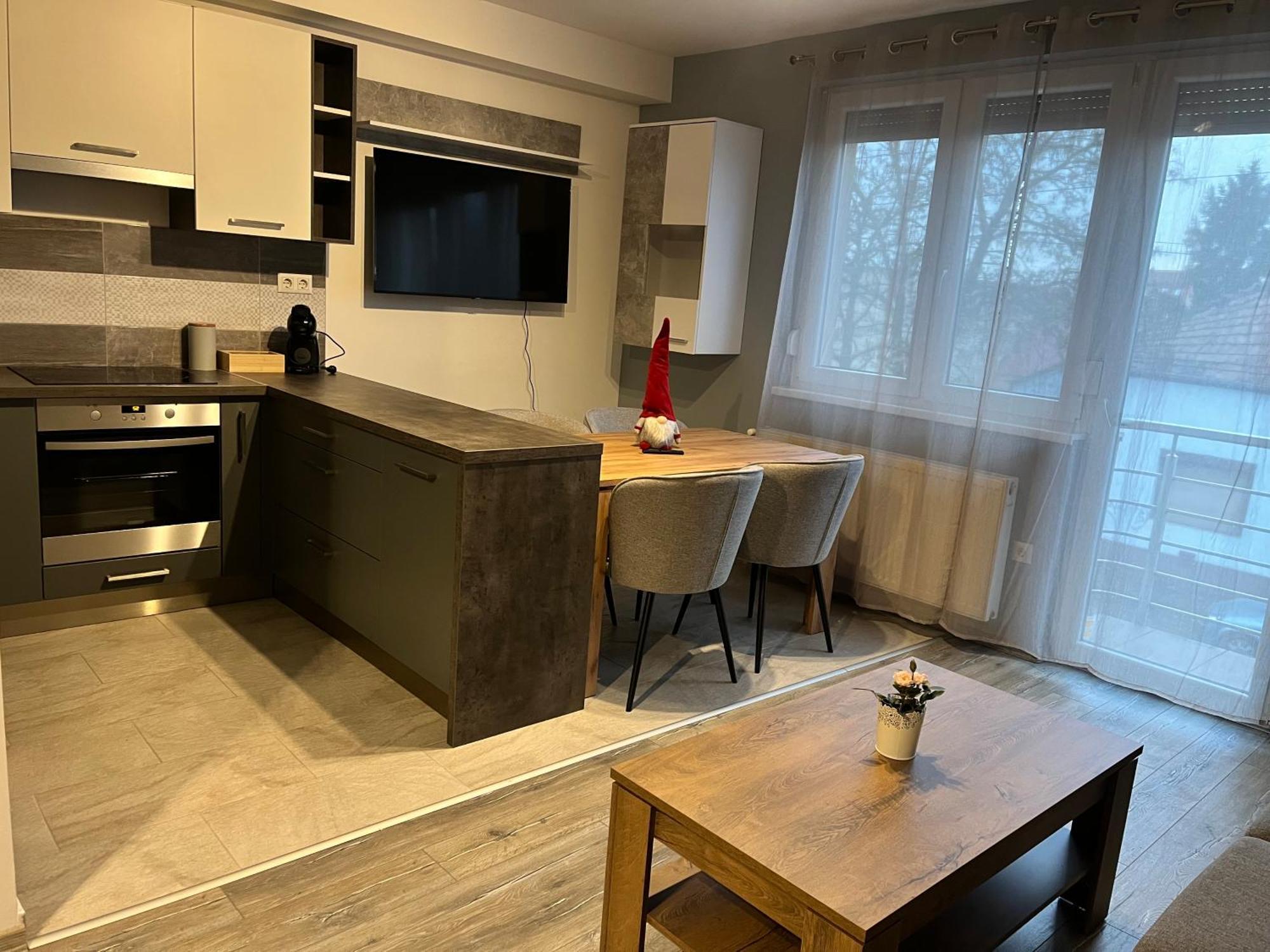 Rediapartmanok Apartment